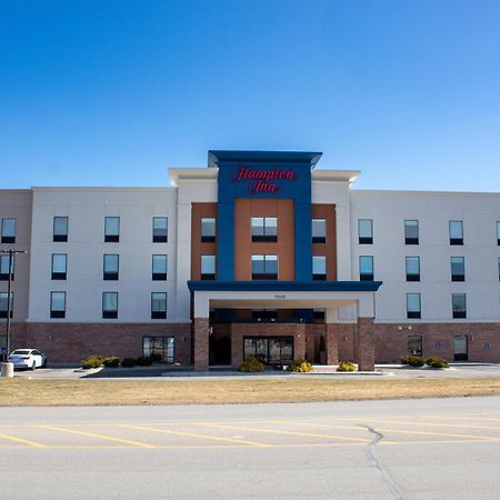 Hampton Inn & Suites Big Rapids, Mi Exterior photo